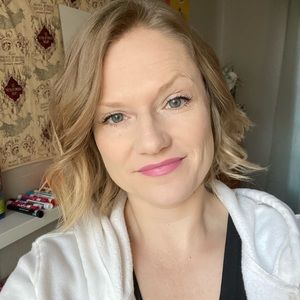 Meet your Posher, Courtney